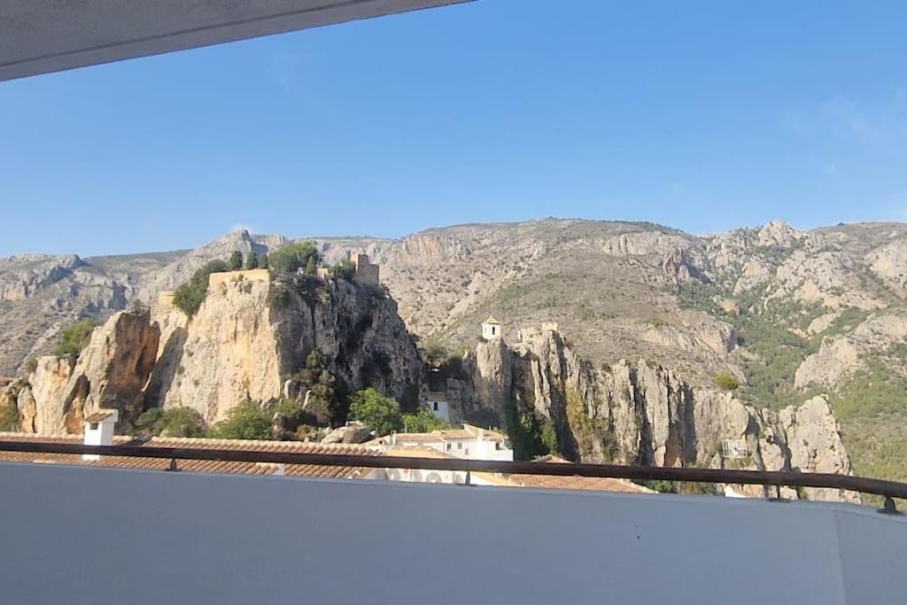 Piso Vistas Montanas Y Mar Appartement *